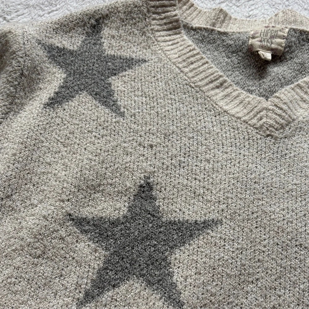 Soft and Cozy V-Neck Sweater with Stars - Picture 2 of 5